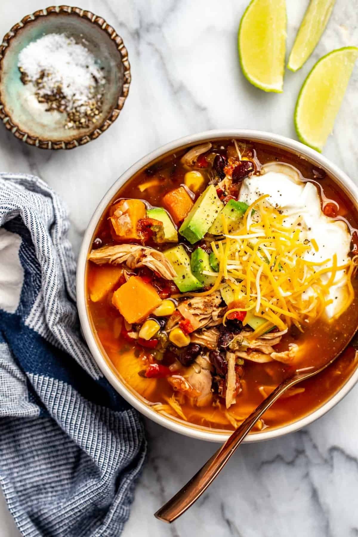 EASY CHICKEN TORTILLA SOUP